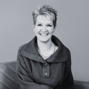 Suzanne Stone